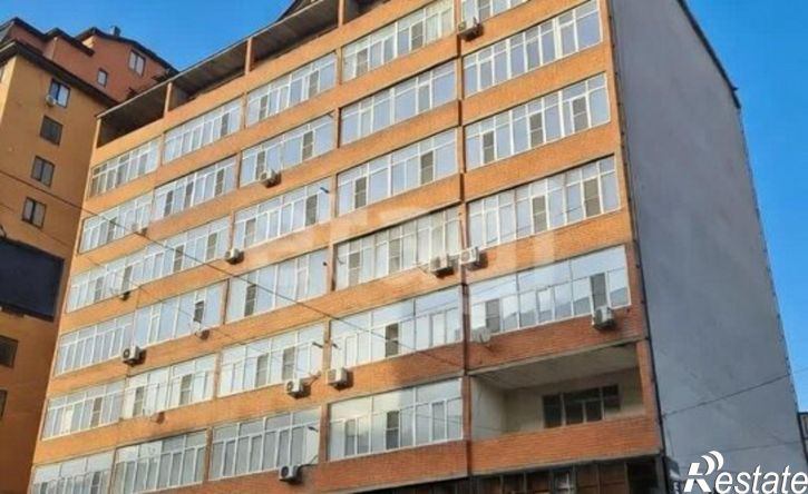 2-комн квартира улица Ирчи Казака, 75,  д. 75
