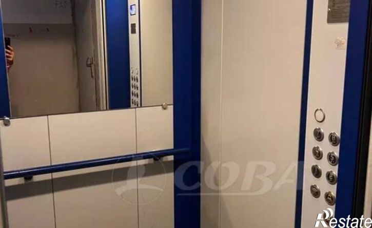2-комн квартира ул Крамского, 2,  д. 2