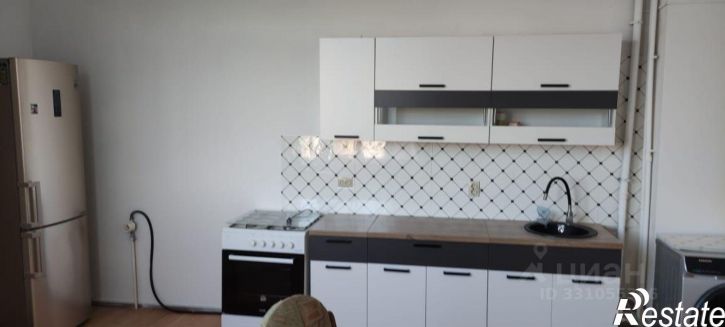 2-комн квартира улица Гайдара Гаджиева, 1Б,  д. 1Б