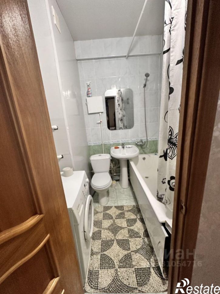 1-комн квартира проспект Насрутдинова, 52В,  д. 52В