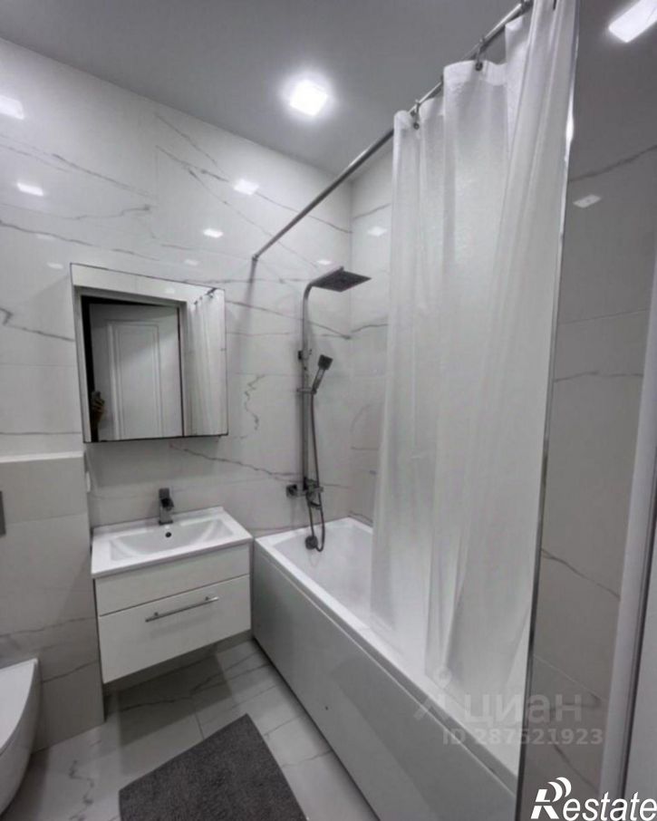 2-комн квартира улица Азиза Алиева, 2А,  д. 2А