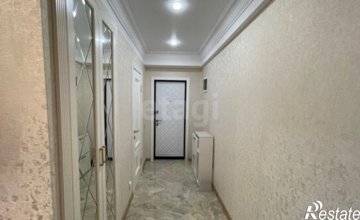 2-комн квартира улица Ирчи Казака, 124Г,  д. 124Г