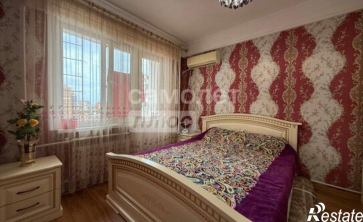 2-комн квартира проспект Гамидова, 49 к8,  д. 49 к8