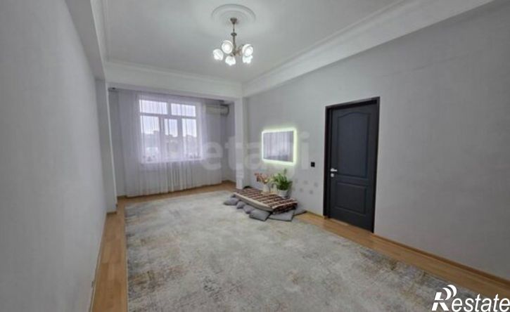 2-комн квартира улица Гайдара Гаджиева, 1Б,  д. 1Б