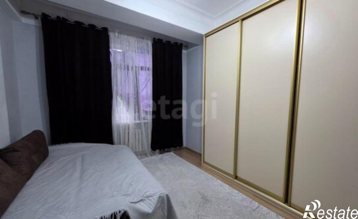 2-комн квартира улица Гайдара Гаджиева, 1Б,  д. 1Б