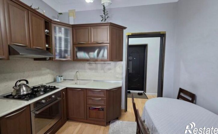 2-комн квартира улица Гайдара Гаджиева, 1Б,  д. 1Б