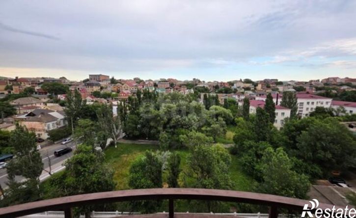 2-комн квартира улица Гайдара Гаджиева, 1Б,  д. 1Б