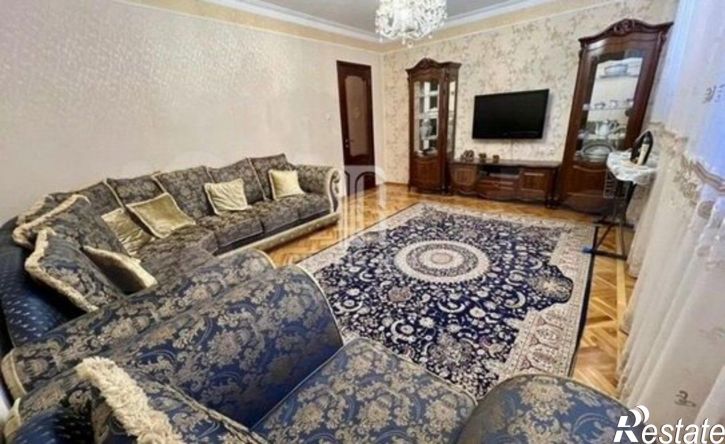 4-комн квартира улица Коркмасова, 17А,  д. 17А