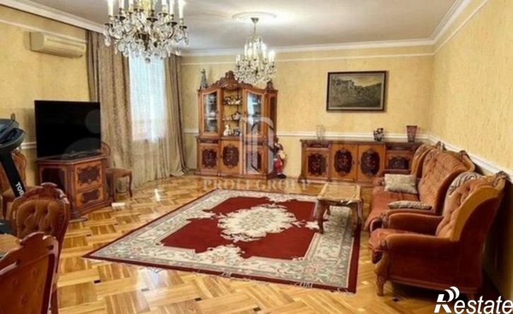 4-комн квартира улица Коркмасова, 17А,  д. 17А