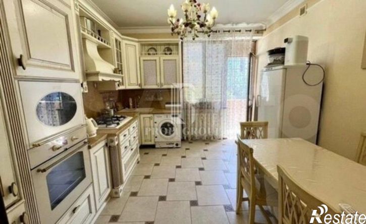 4-комн квартира улица Коркмасова, 17А,  д. 17А