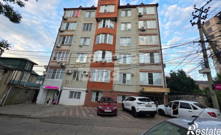 2-комн квартира проспект Али-Гаджи Акушинского, 90Г,  д. 90Г