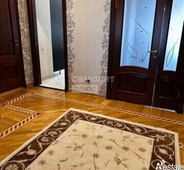 6-комн квартира ул Абдуллы Гаджиева, 26Б/13,  д. 26Б/13