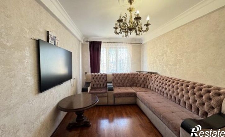 3-комн квартира пр-кт Гамидова, 49 7,  д. 49 7,  к. 7