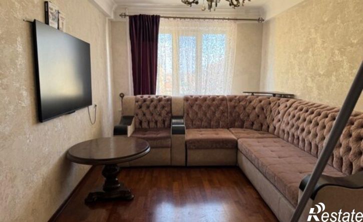 3-комн квартира пр-кт Гамидова, 49 7,  д. 49 7,  к. 7