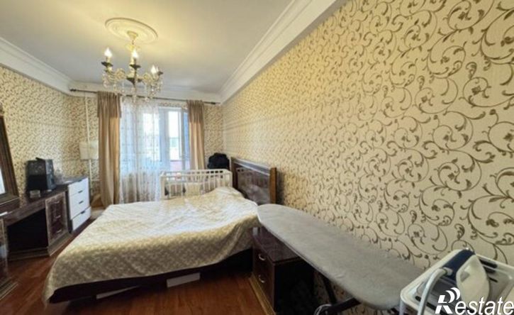 3-комн квартира пр-кт Гамидова, 49 7,  д. 49 7,  к. 7