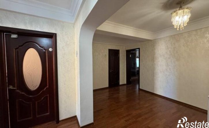 3-комн квартира пр-кт Гамидова, 49 7,  д. 49 7,  к. 7