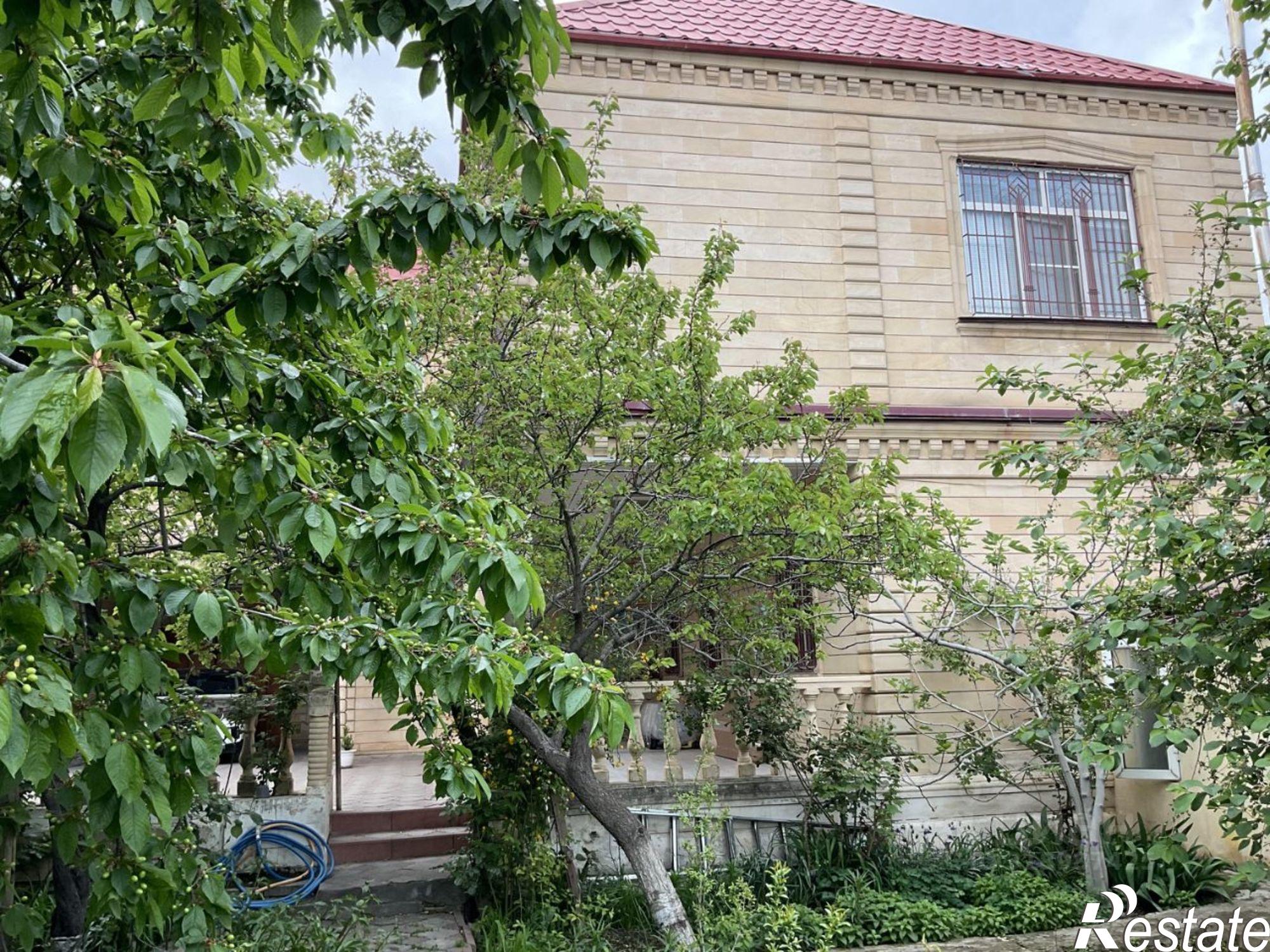 Купить дачу, дом, коттедж за 43 000 000 рублей на тупик Амет-Хана Султана 3-й, 15
