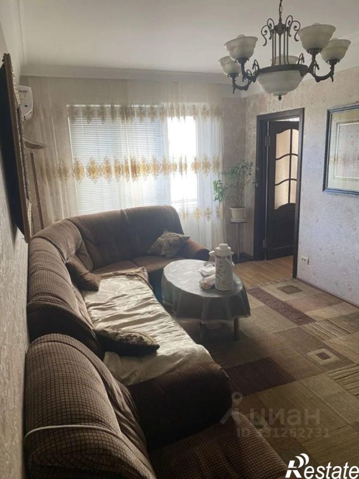 3-комн квартира улица Толстого, 3,  д. 3