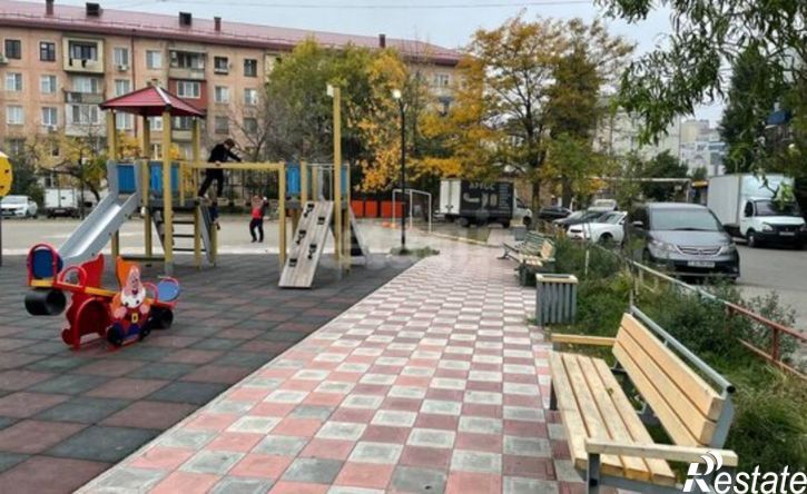 4-комн квартира улица Ирчи Казака, 122А,  д. 122А