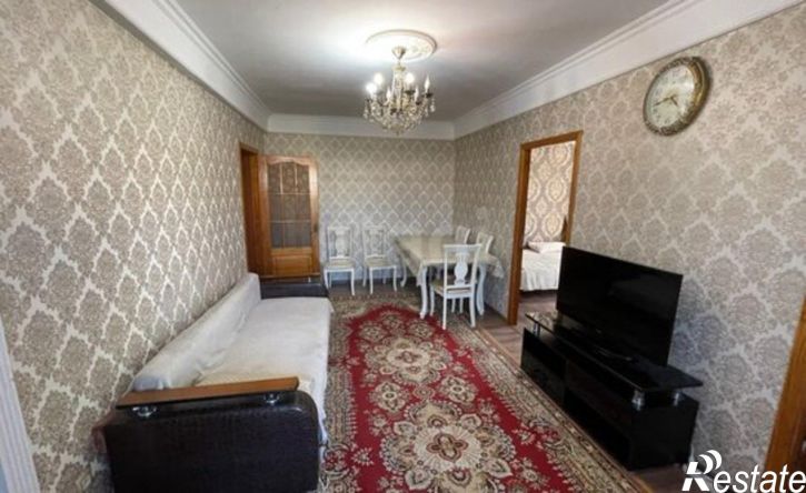 4-комн квартира улица Ирчи Казака, 122А,  д. 122А