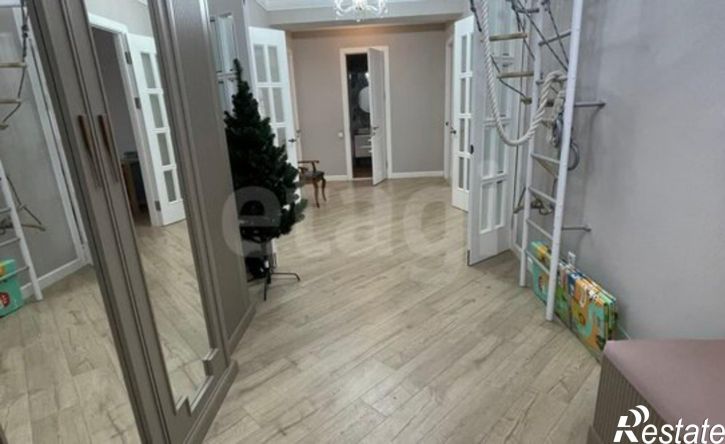 3-комн квартира ул Абубакарова, 121,  д. 121