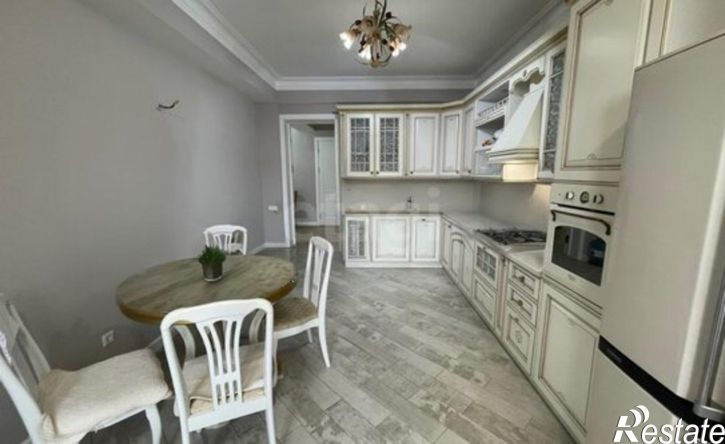 3-комн квартира ул Абубакарова, 121,  д. 121