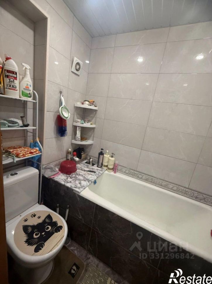 2-комн квартира улица Абдуллы Гаджиева, 6,  д. 6