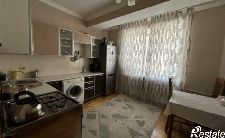 3-комн квартира проспект Насрутдинова, 52В,  д. 52В