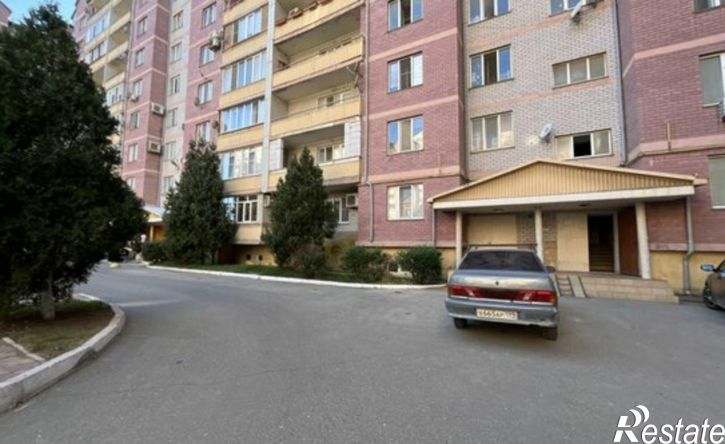 3-комн квартира проспект Насрутдинова, 52В,  д. 52В