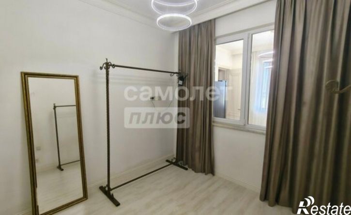 3-комн квартира пр-кт Насрутдинова, 57,  д. 57