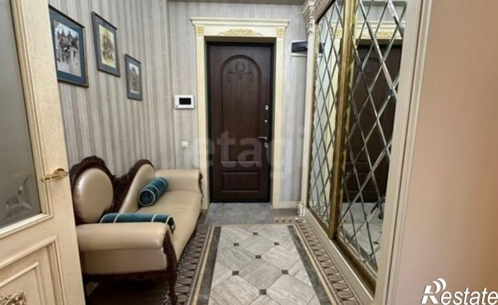 4-комн квартира проспект Гамидова, 7Б,  д. 7Б