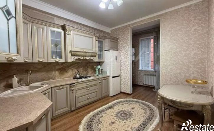 2-комн квартира Кадарская улица, 36,  д. 36