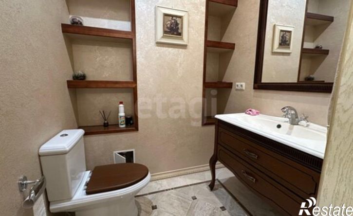 4-комн квартира проспект Гамидова, 7Б,  д. 7Б