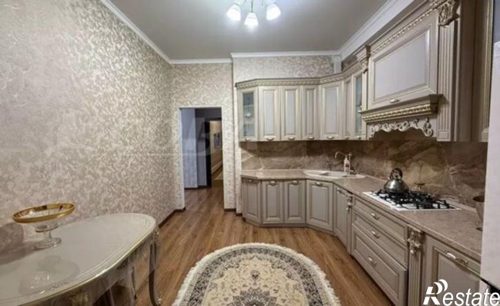2-комн квартира Кадарская улица, 36,  д. 36