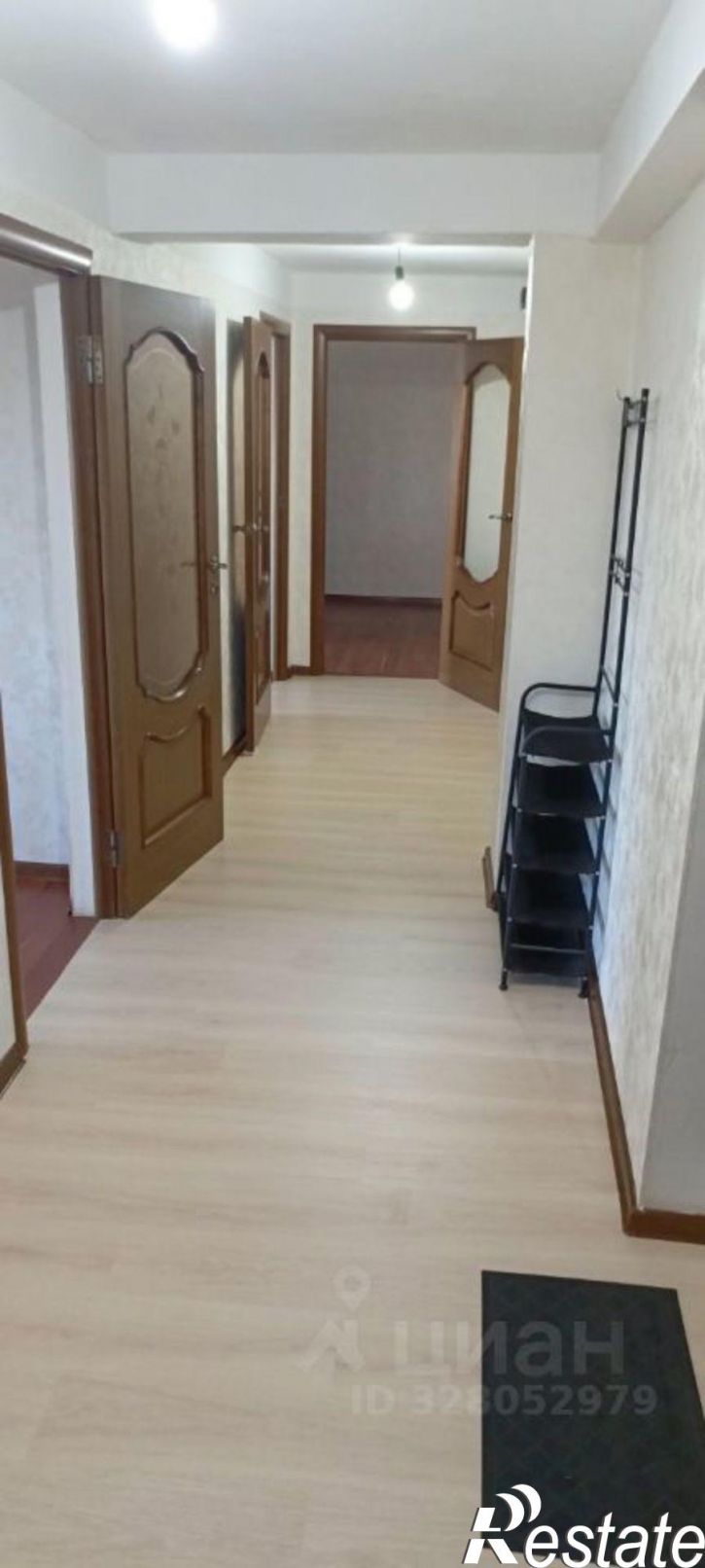 3-комн квартира ул Устарбекова, 9,  д. 9