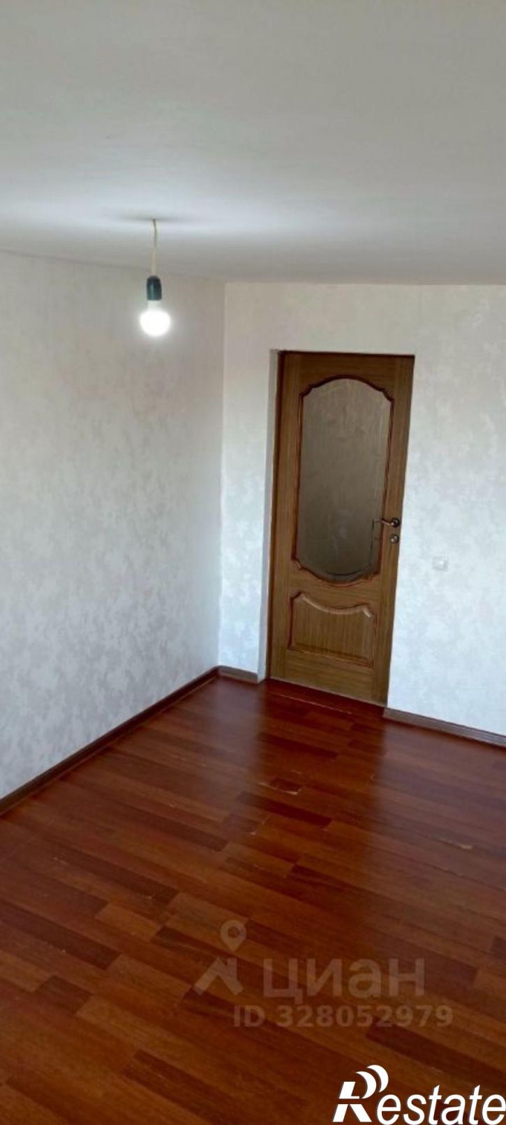 3-комн квартира ул Устарбекова, 9,  д. 9
