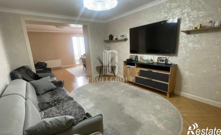 4-комн квартира улица Ирчи Казака, 3,  д. 3