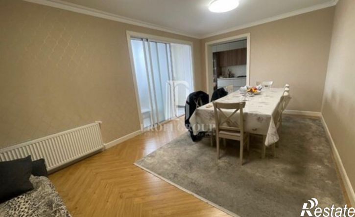 4-комн квартира улица Ирчи Казака, 3,  д. 3
