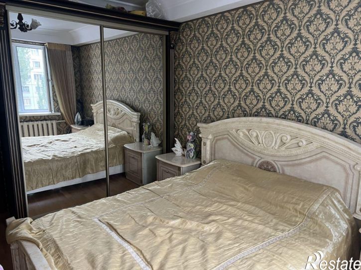 4-комн квартира пр-кт Петра 1, 109в,  д. 109в
