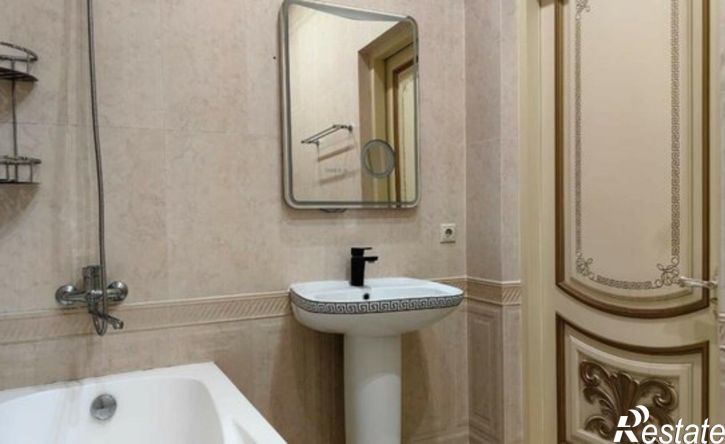 3-комн квартира ул Генерала Омарова, 1Б,  д. 1Б