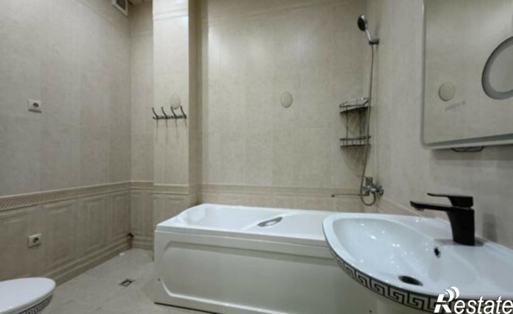 3-комн квартира ул Генерала Омарова, 1Б,  д. 1Б