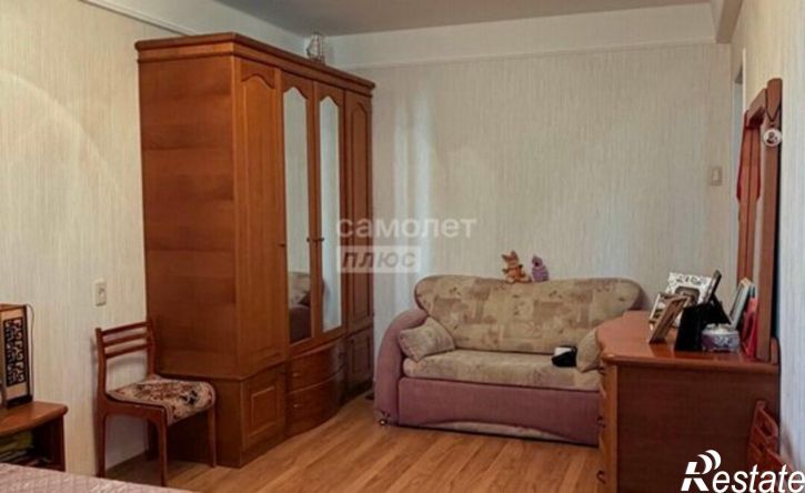 3-комн квартира проспект Петра I, 47 кВ,  д. 47 кВ