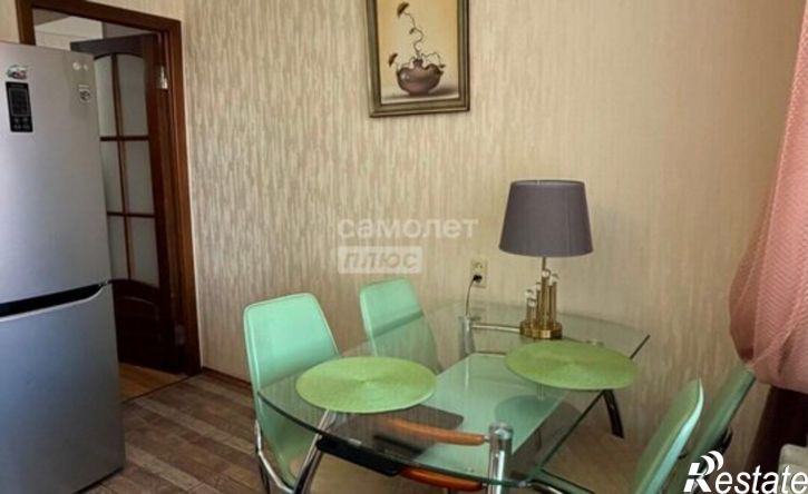 3-комн квартира проспект Петра I, 47 кВ,  д. 47 кВ