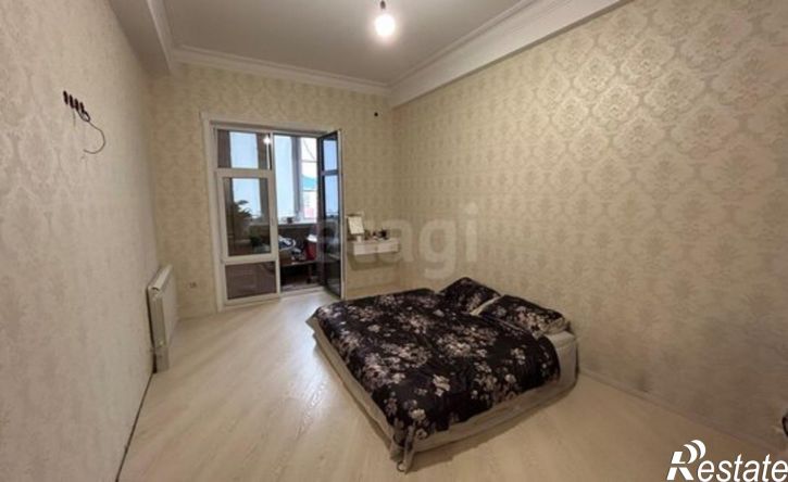 4-комн квартира улица Хаджи Булача, 17Д,  д. 17Д
