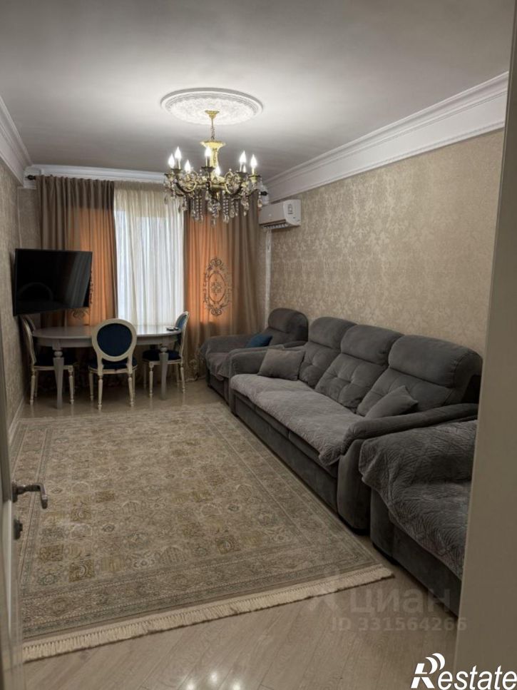 2-комн квартира пр-кт Насрутдинова, 30а 2,  д. 30а 2,  к. 2