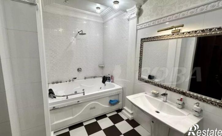 2-комн квартира пр-кт Насрутдинова, 63Д,  д. 63Д