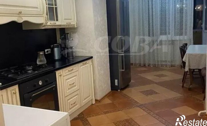 4-комн квартира ул Магидова, 138,  д. 138