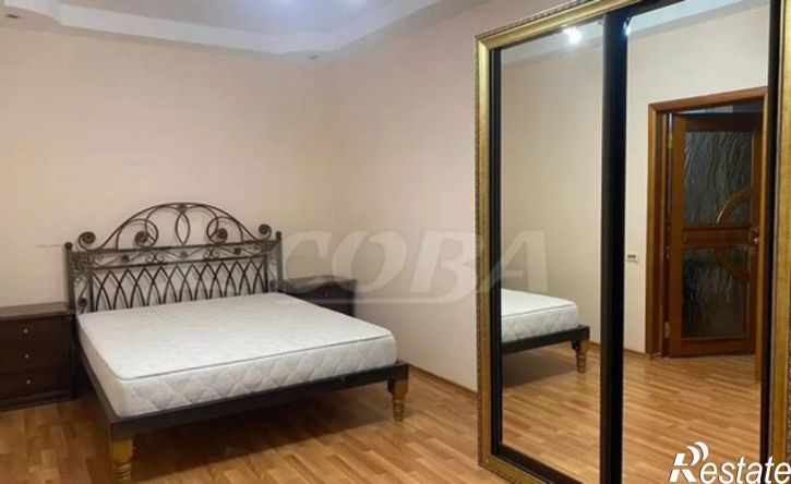 4-комн квартира ул Магидова, 138,  д. 138