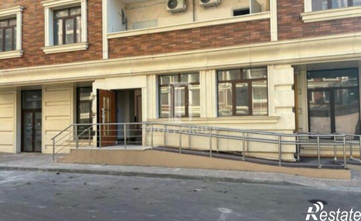 3-комн квартира пр-кт Имама Шамиля, 15а,  д. 15а