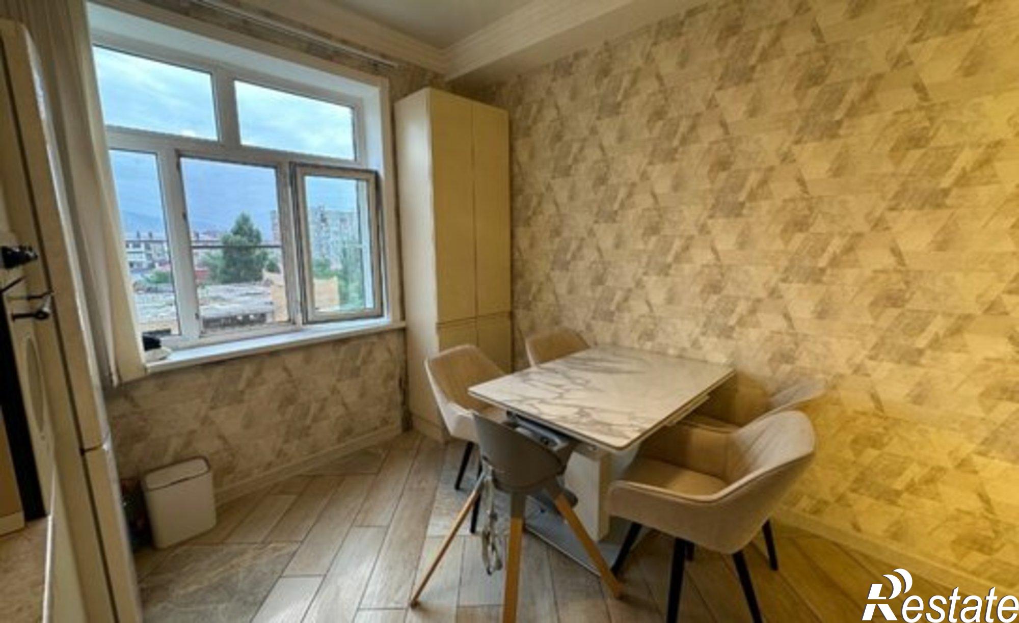 Купить квартиру за 9 350 000 рублей на ул Учительская, 13а